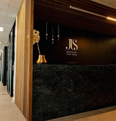Dr JJ Serfontein | Dentist Cape Town